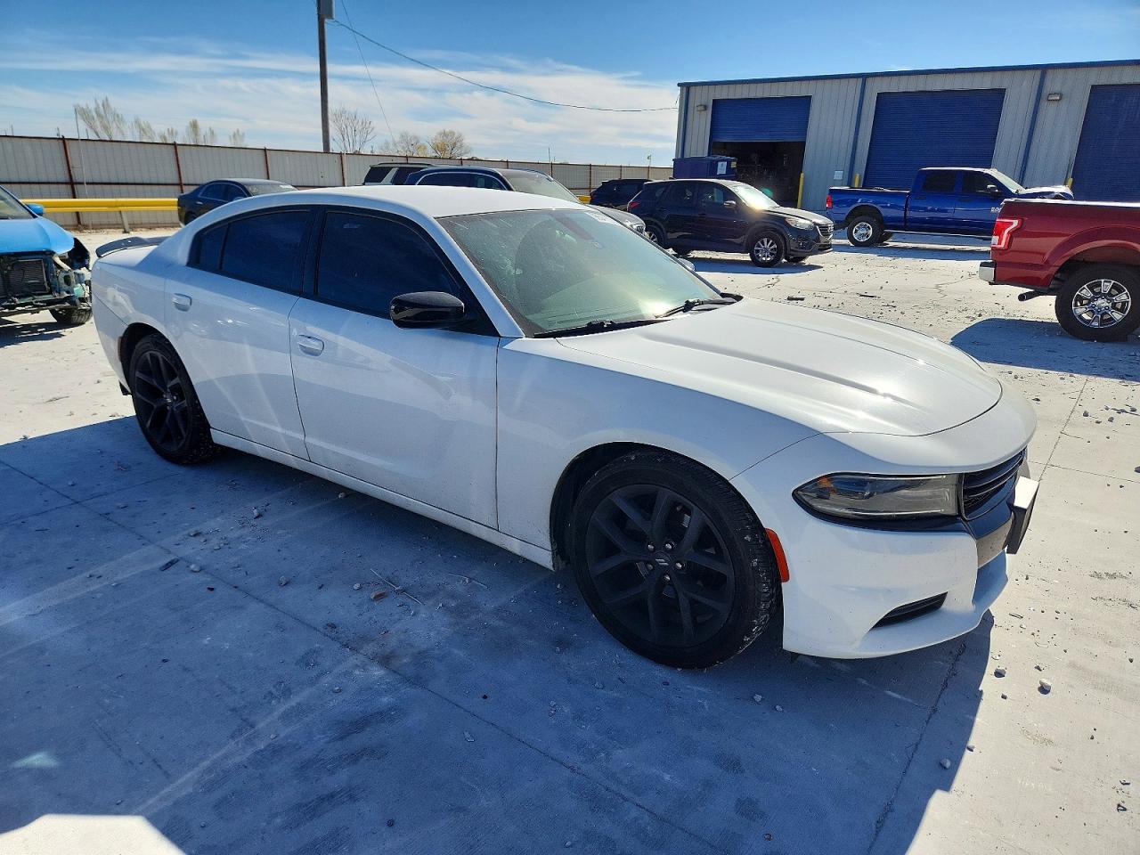 2020 DODGE CHARGER SXT photo 4