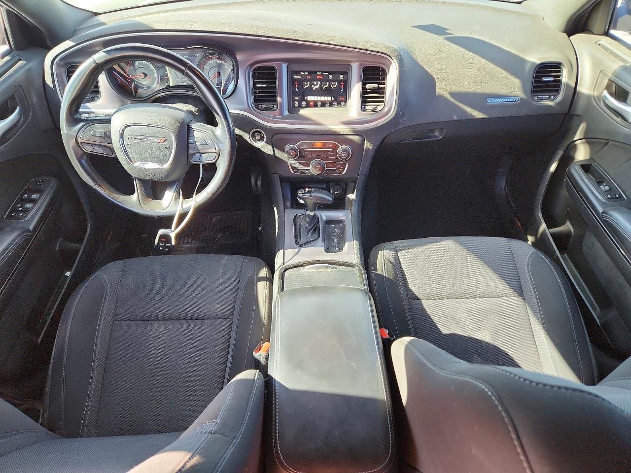 2020 DODGE CHARGER SXT photo 8