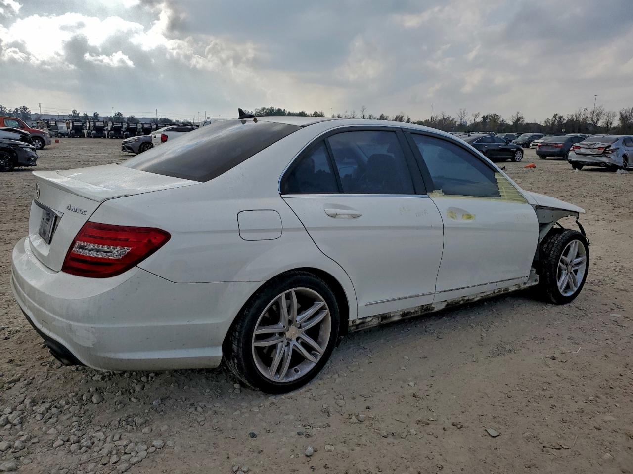 2014 MERCEDES-BENZ C 300 4MATIC photo 3