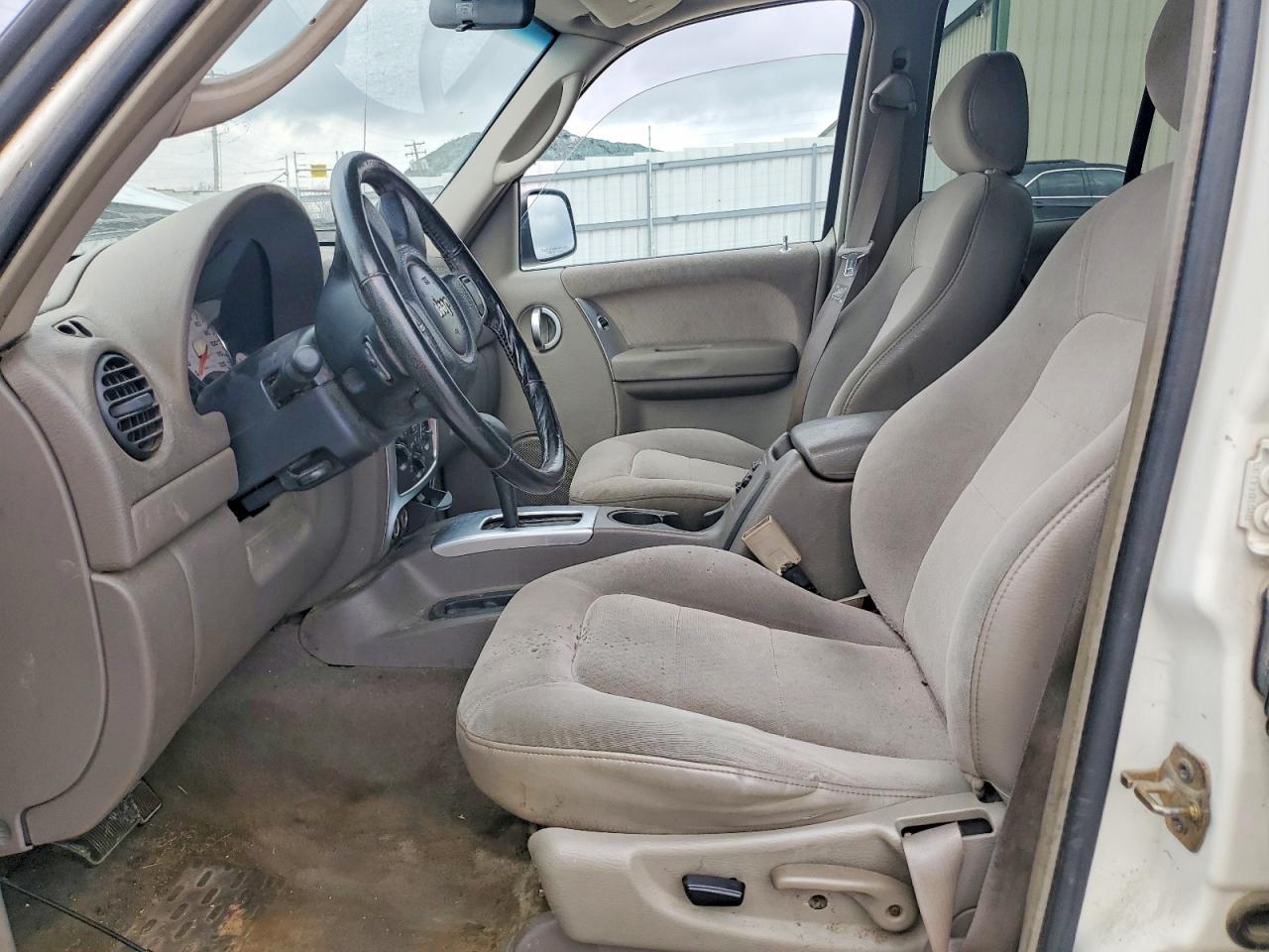 2002 JEEP LIBERTY LIMITED photo 7