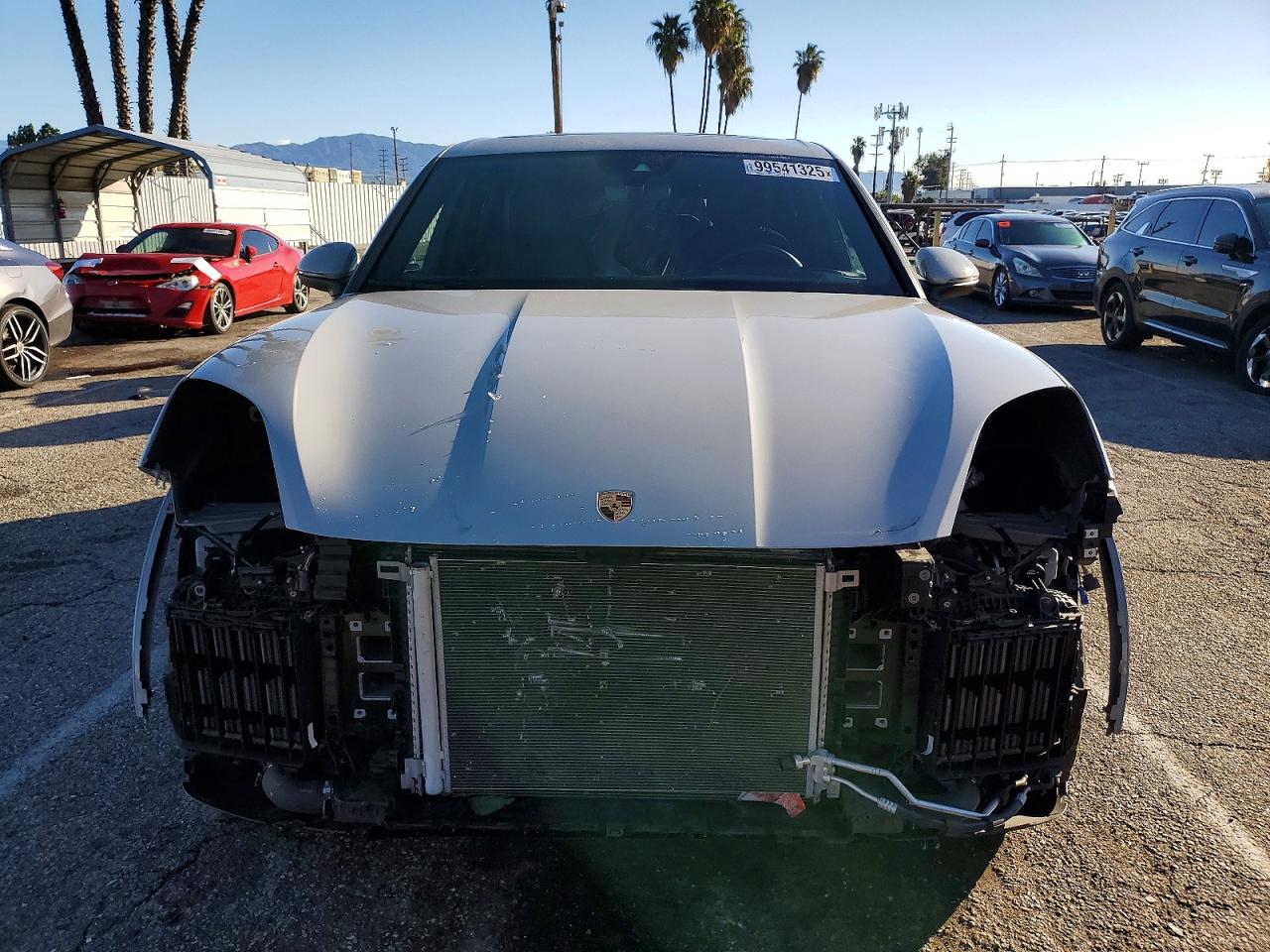 2024 PORSCHE CAYENNE photo 5