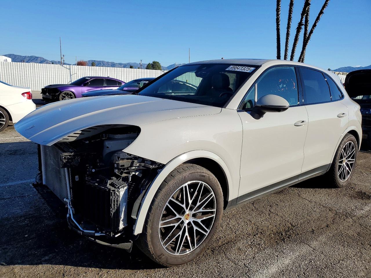2024 PORSCHE CAYENNE