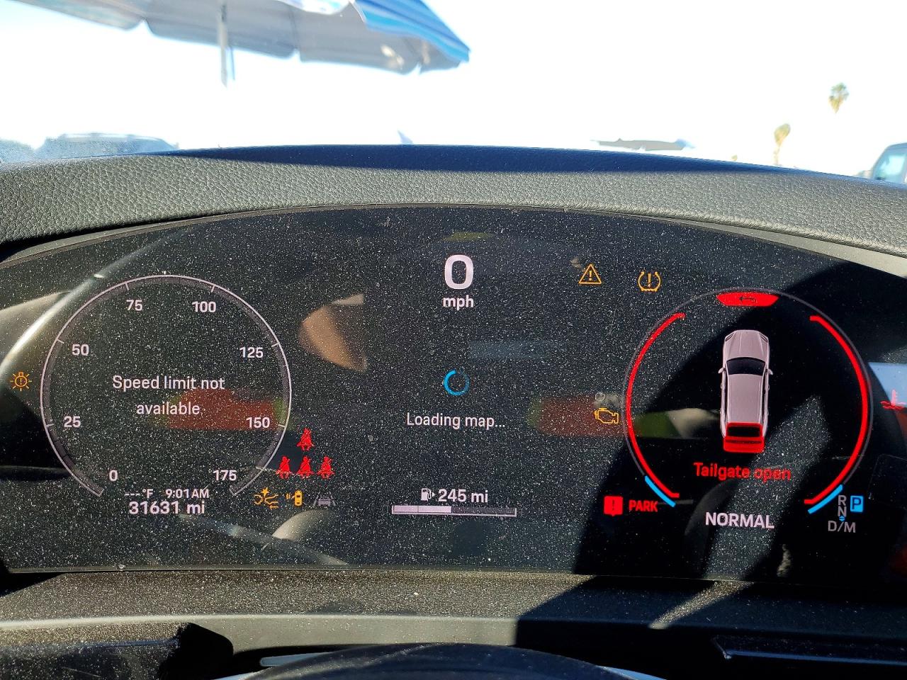2024 PORSCHE CAYENNE photo 9