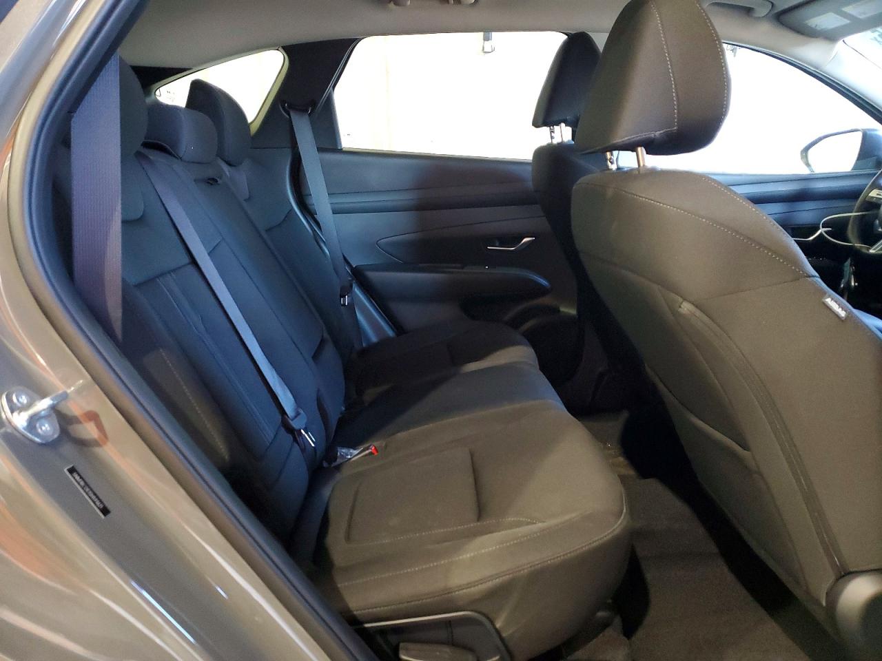 2025 HYUNDAI TUCSON SEL photo 11