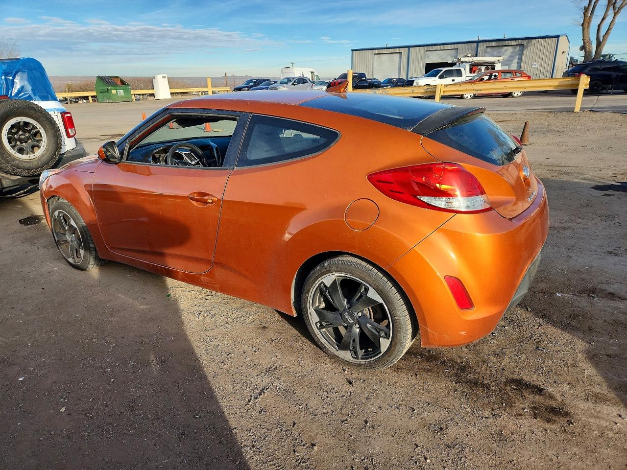 2014 HYUNDAI VELOSTER photo 3