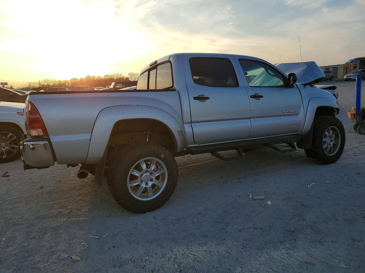 2005 TOYOTA TACOMA DOUBLE CAB photo 3