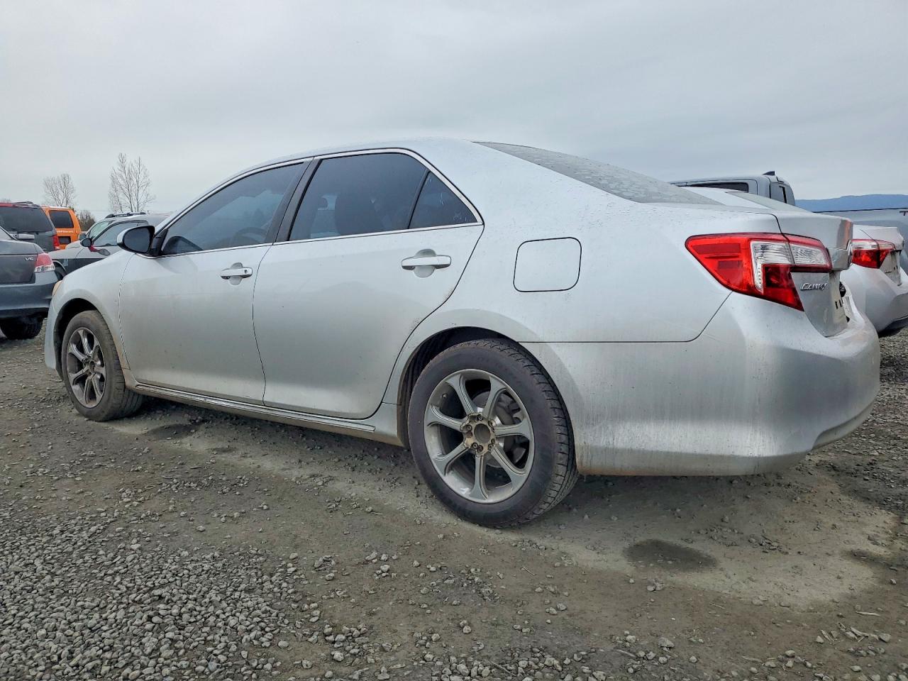 2012 TOYOTA CAMRY BASE photo 2