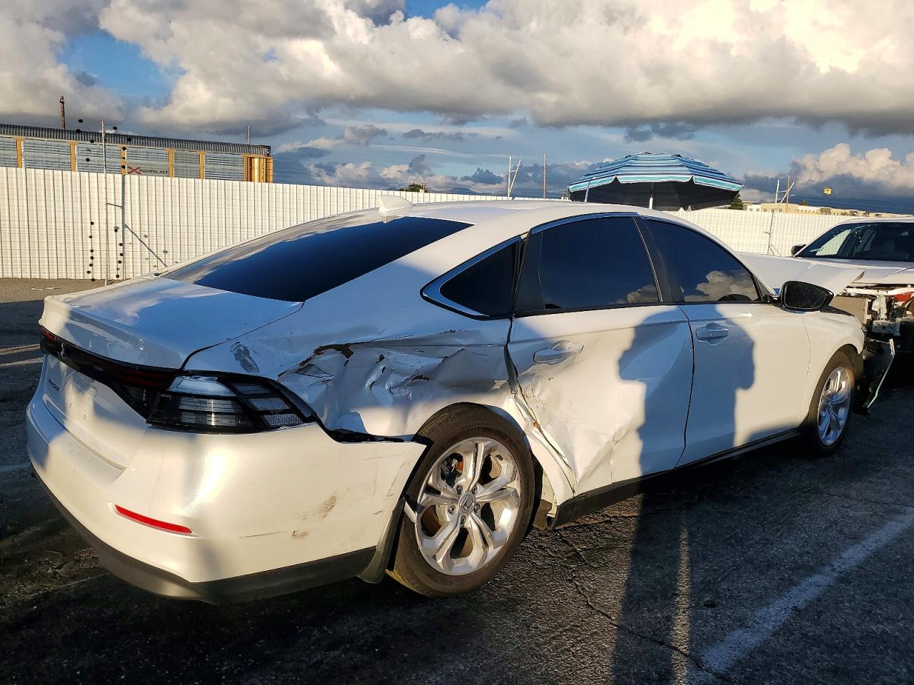 2025 HONDA ACCORD LX photo 3