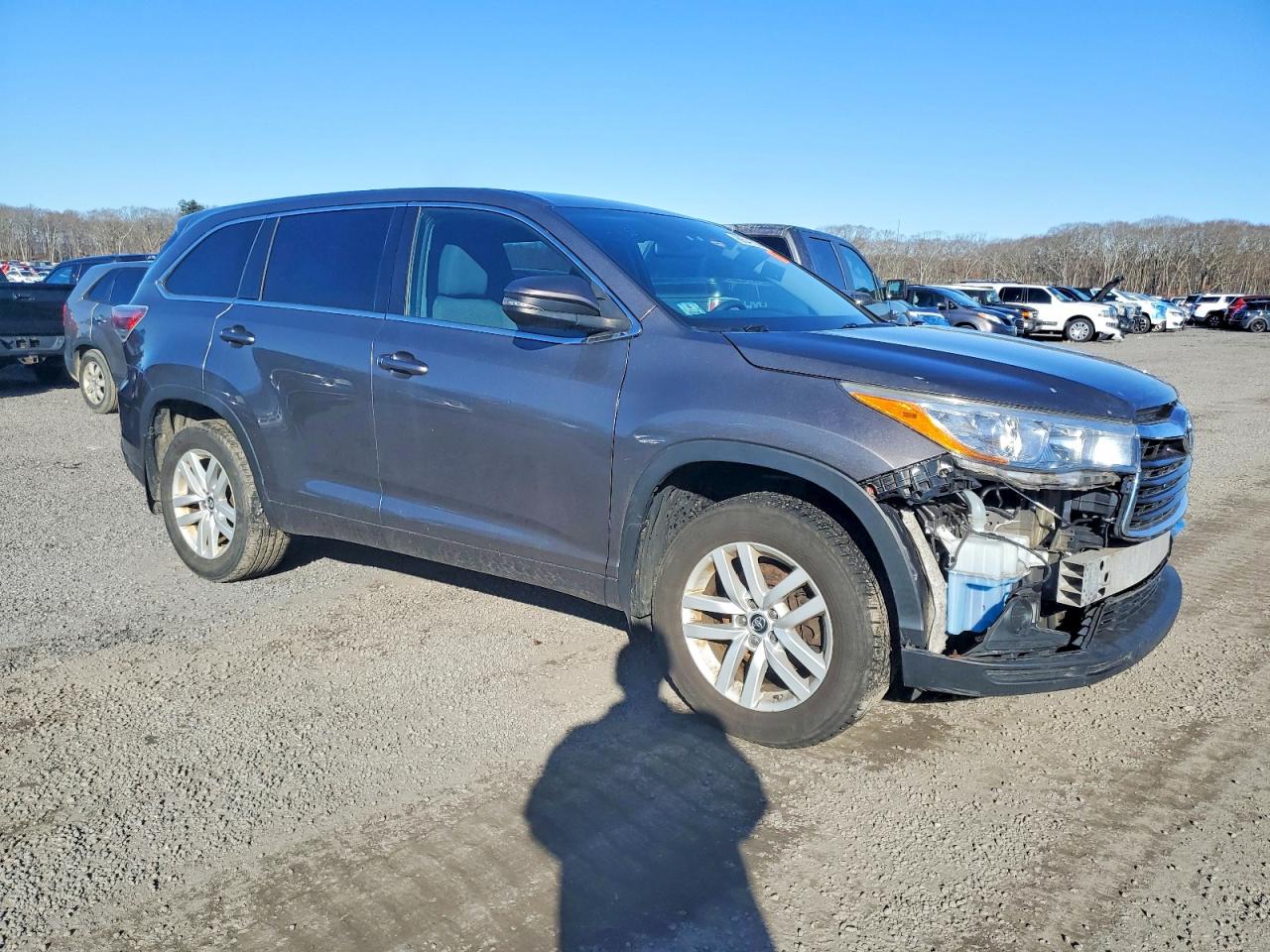 2016 TOYOTA HIGHLANDER LE photo 7