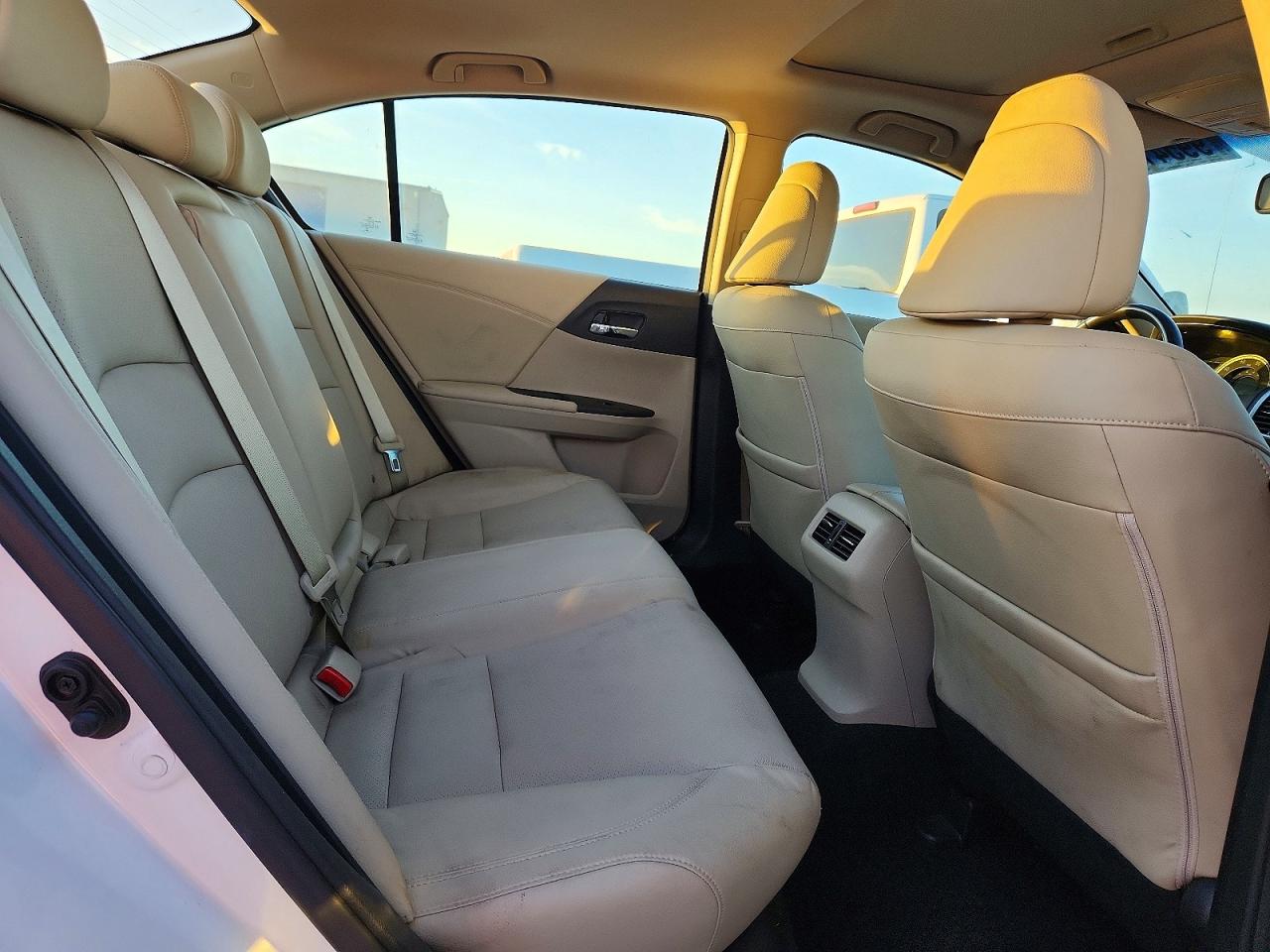 2015 HONDA ACCORD HYBRID EXL photo 10