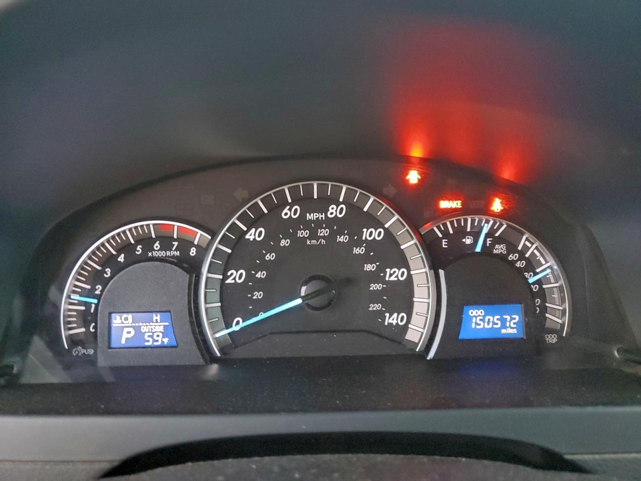 2014 TOYOTA CAMRY L photo 9