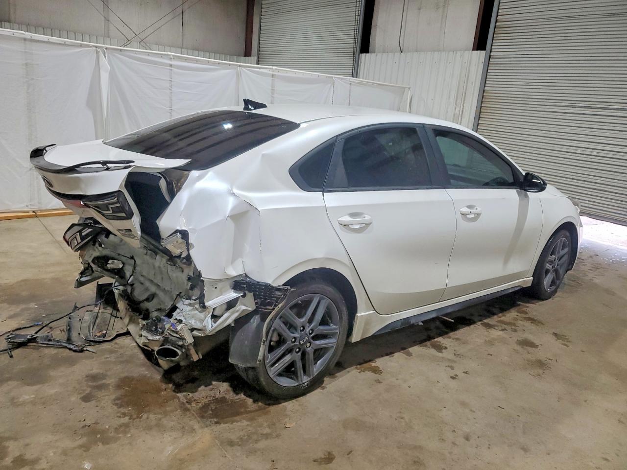2021 KIA FORTE GT LINE photo 3
