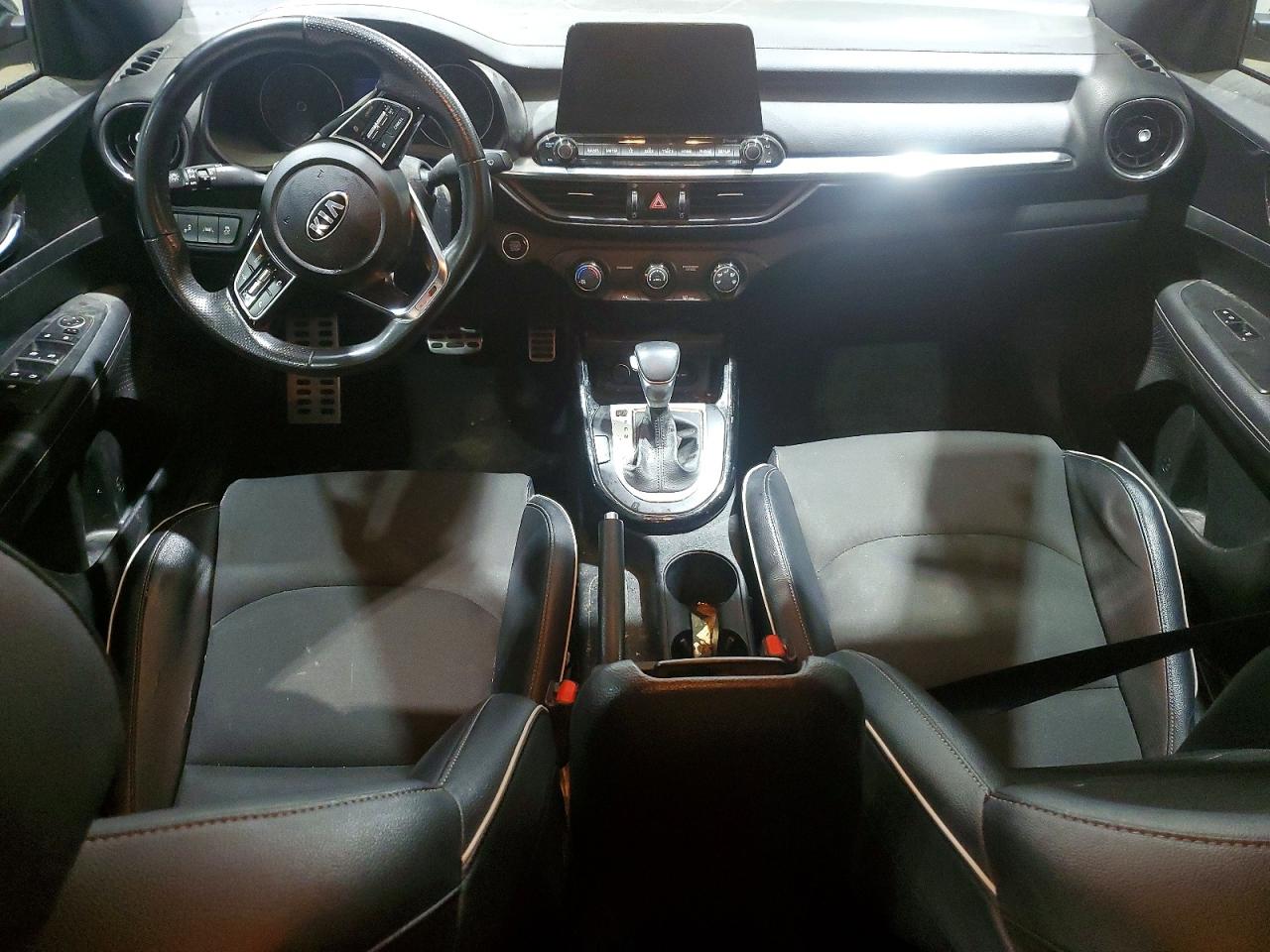 2021 KIA FORTE GT LINE photo 8