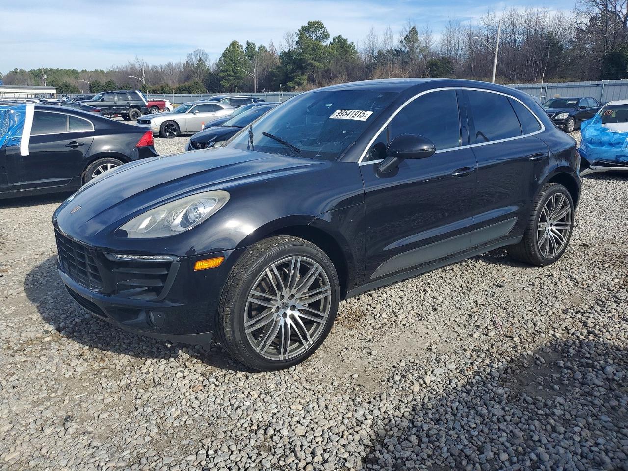 2015 PORSCHE MACAN