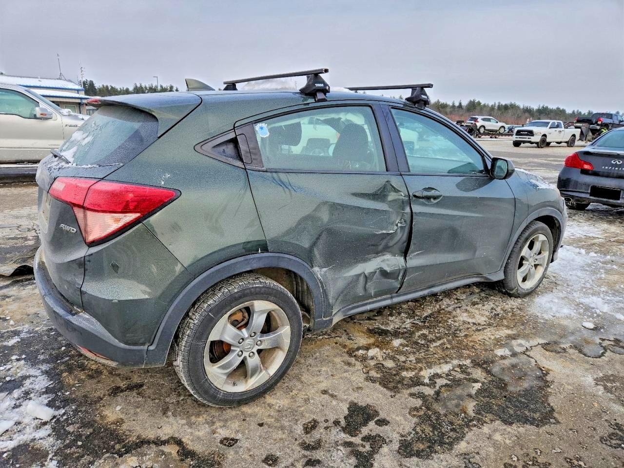 2016 HONDA HR-V LX photo 3