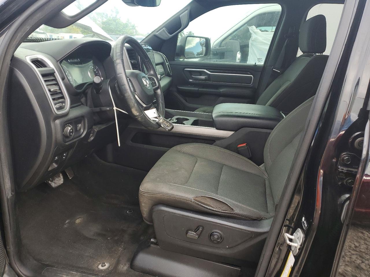 2021 RAM 1500 BIG HORN/LONE STAR photo 7