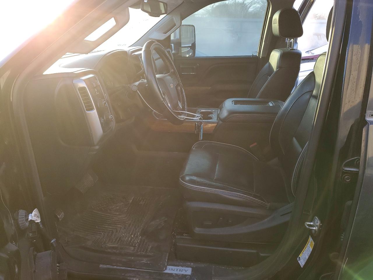 2019 CHEVROLET SILVERADO K2500 HIGH COUNTRY photo 7