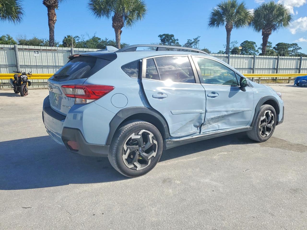 2021 SUBARU CROSSTREK LIMITED photo 3