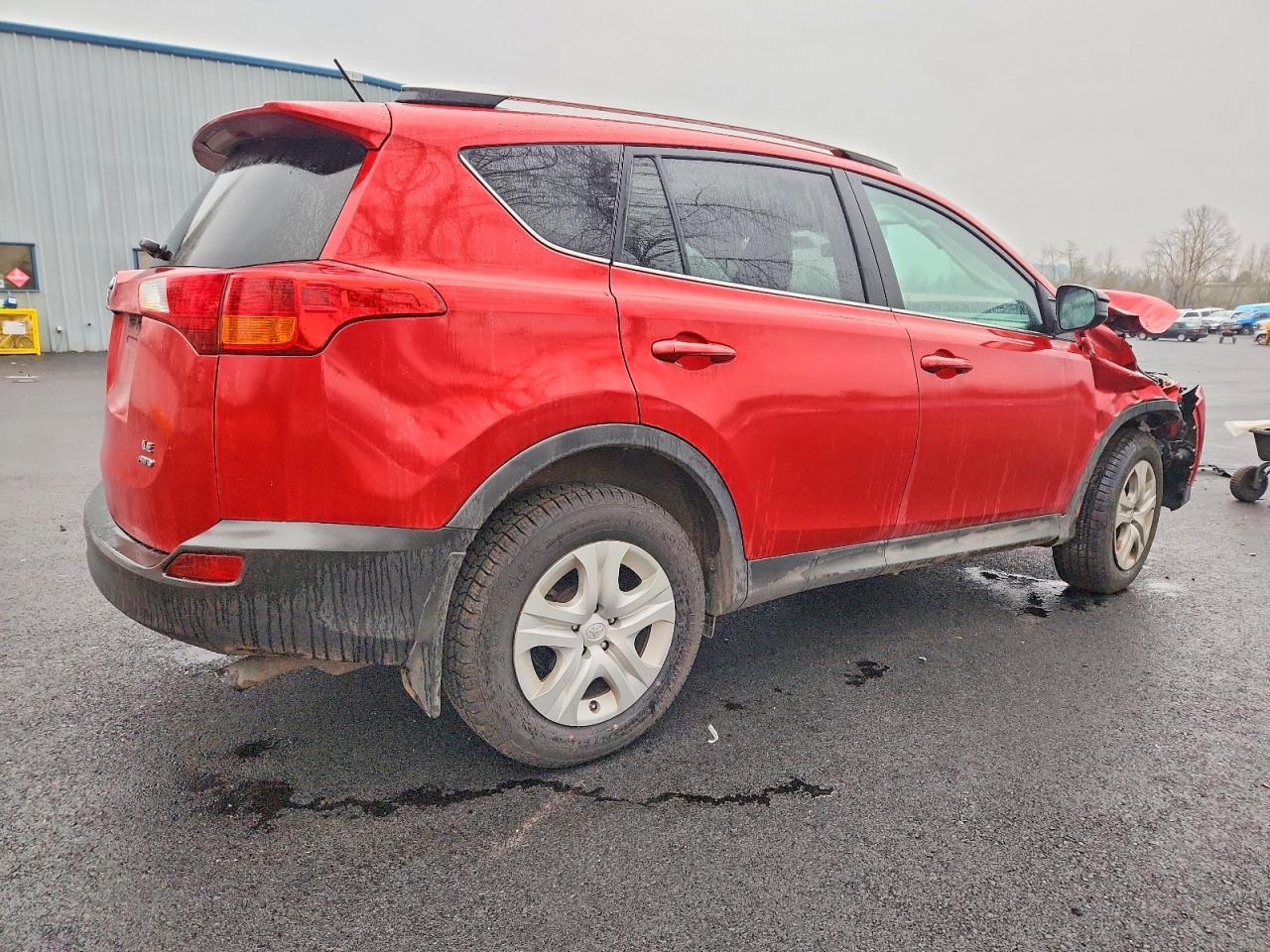 2014 TOYOTA RAV4 LE photo 3