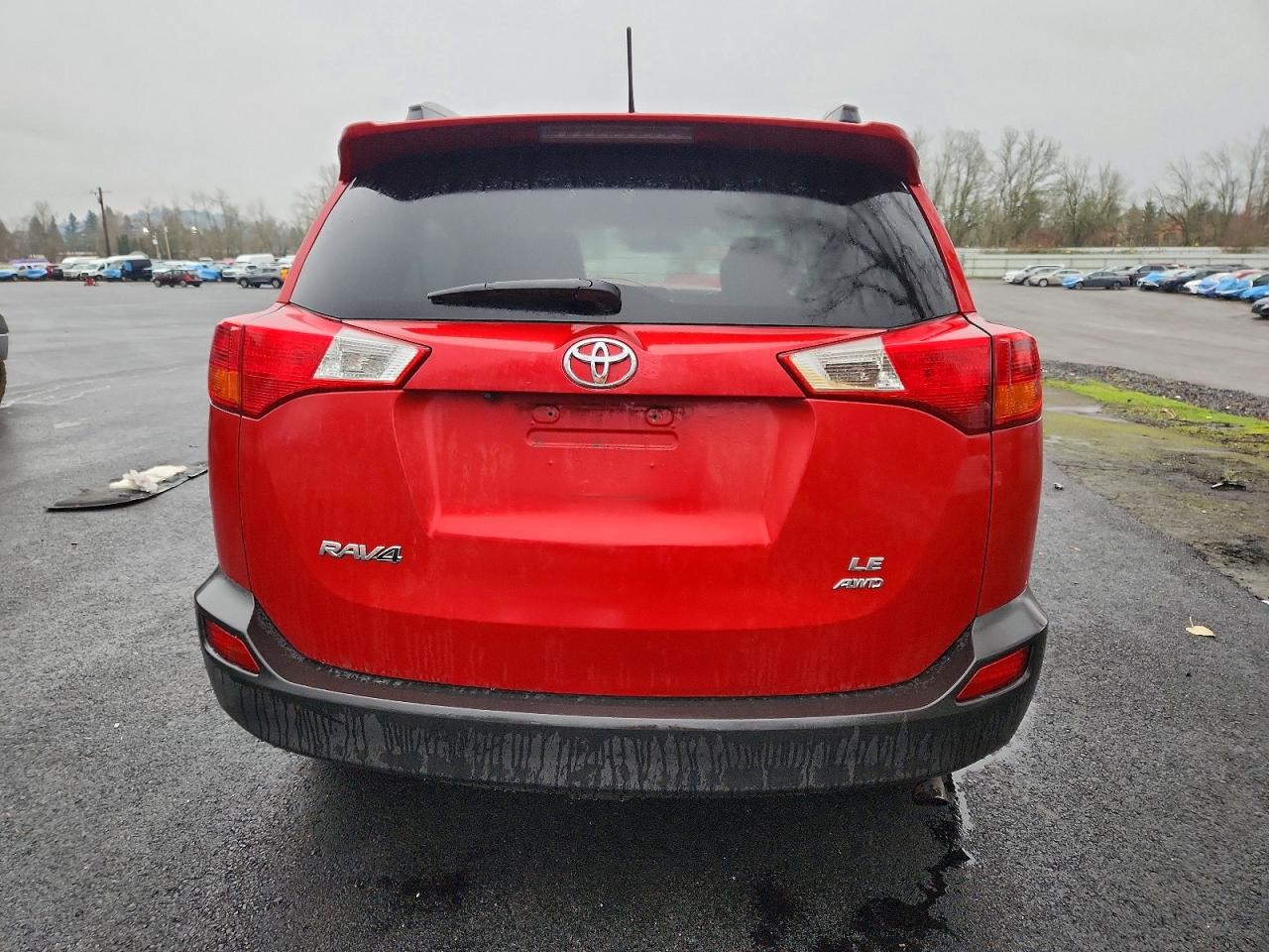 2014 TOYOTA RAV4 LE photo 6
