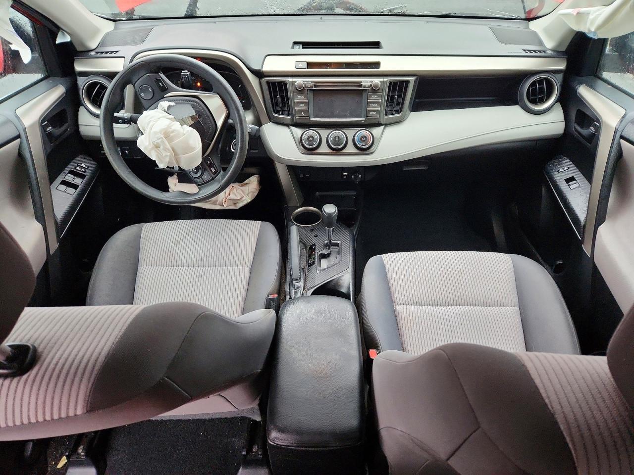 2014 TOYOTA RAV4 LE photo 8