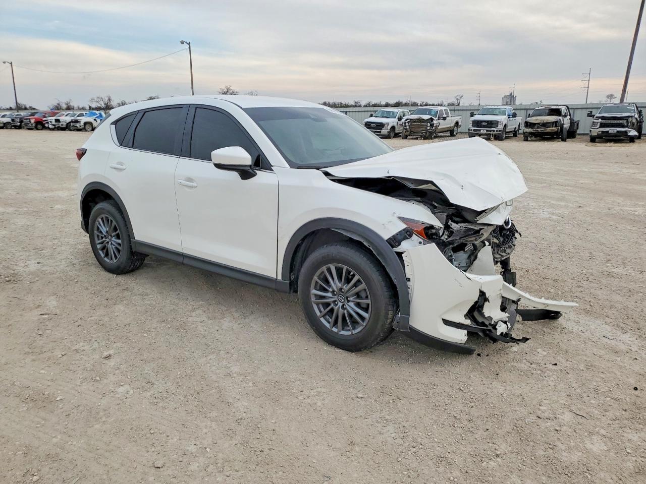 2017 MAZDA CX-5 TOURING photo 4