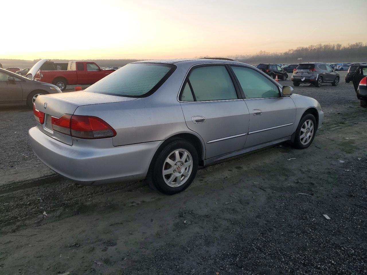 2002 HONDA ACCORD photo 3