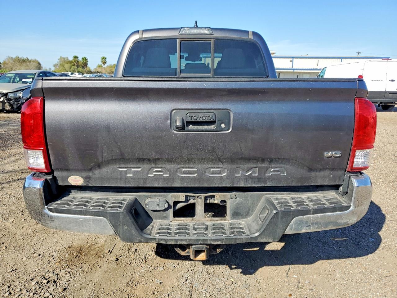 2017 TOYOTA TACOMA DOUBLE CAB photo 6
