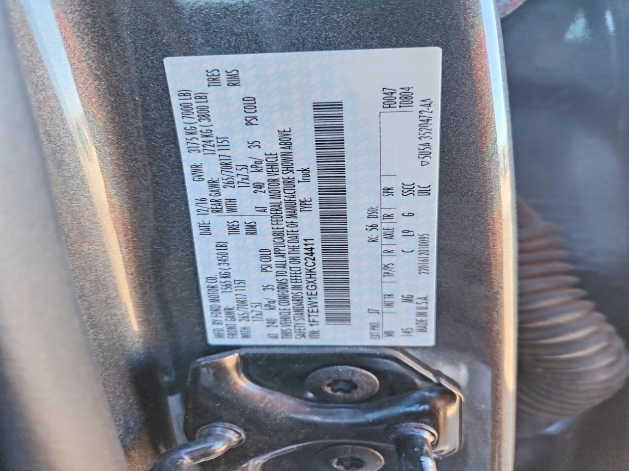 2017 FORD F150 photo 12