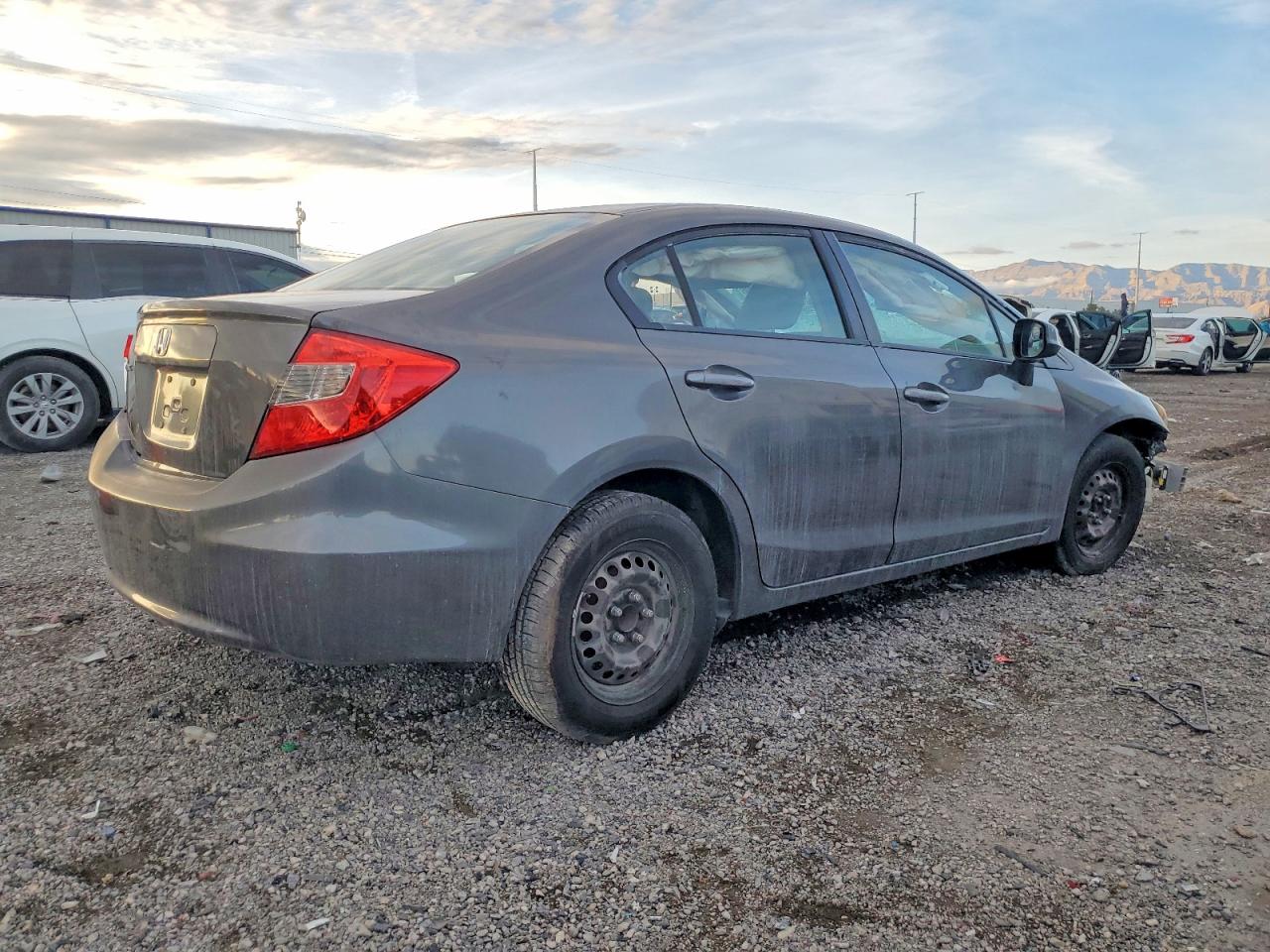 2012 HONDA CIVIC LX photo 3