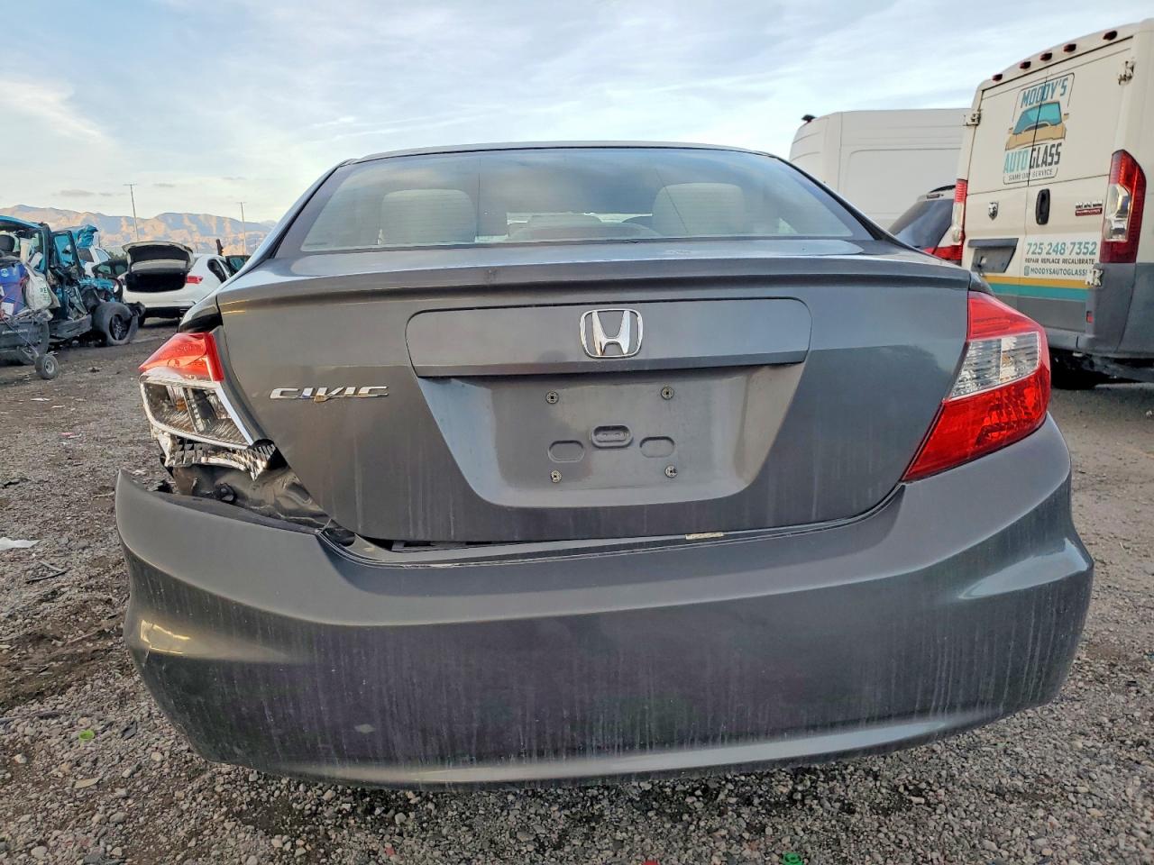 2012 HONDA CIVIC LX photo 6