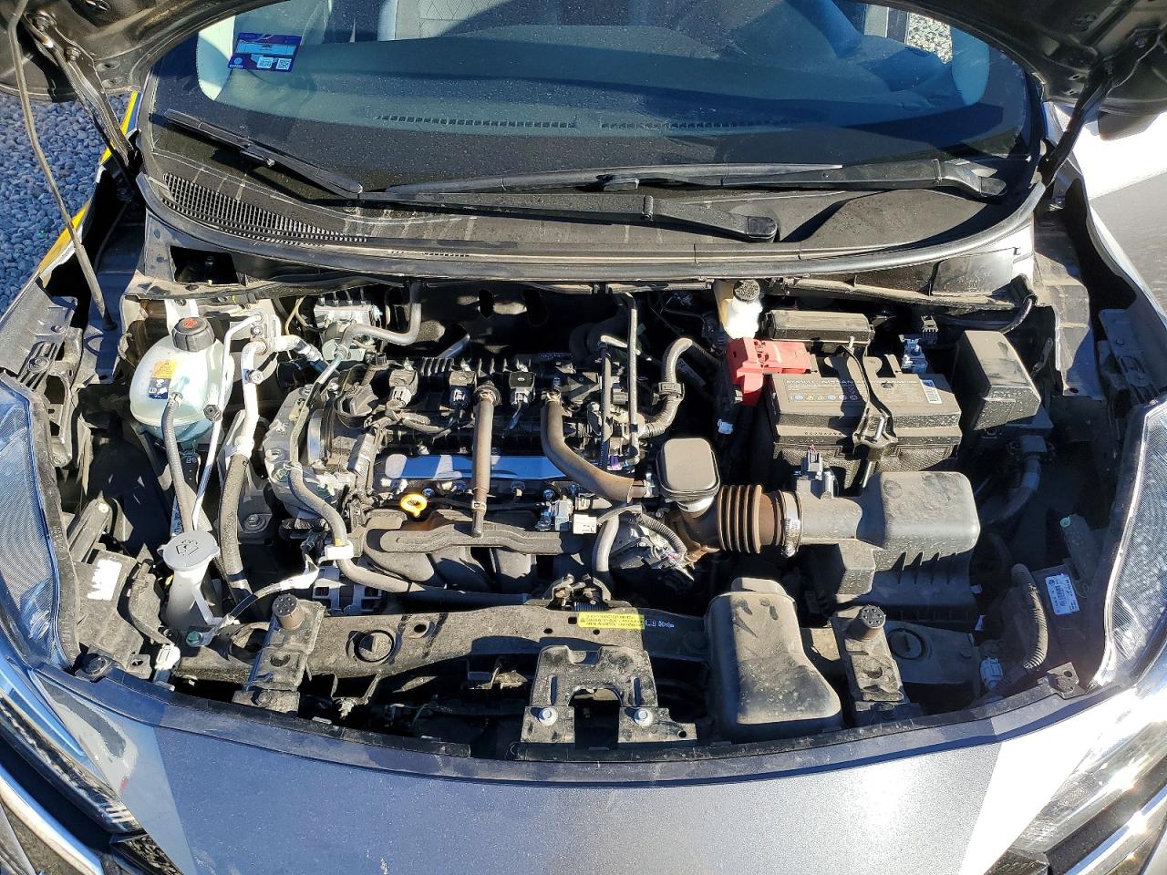 2025 NISSAN VERSA photo 11