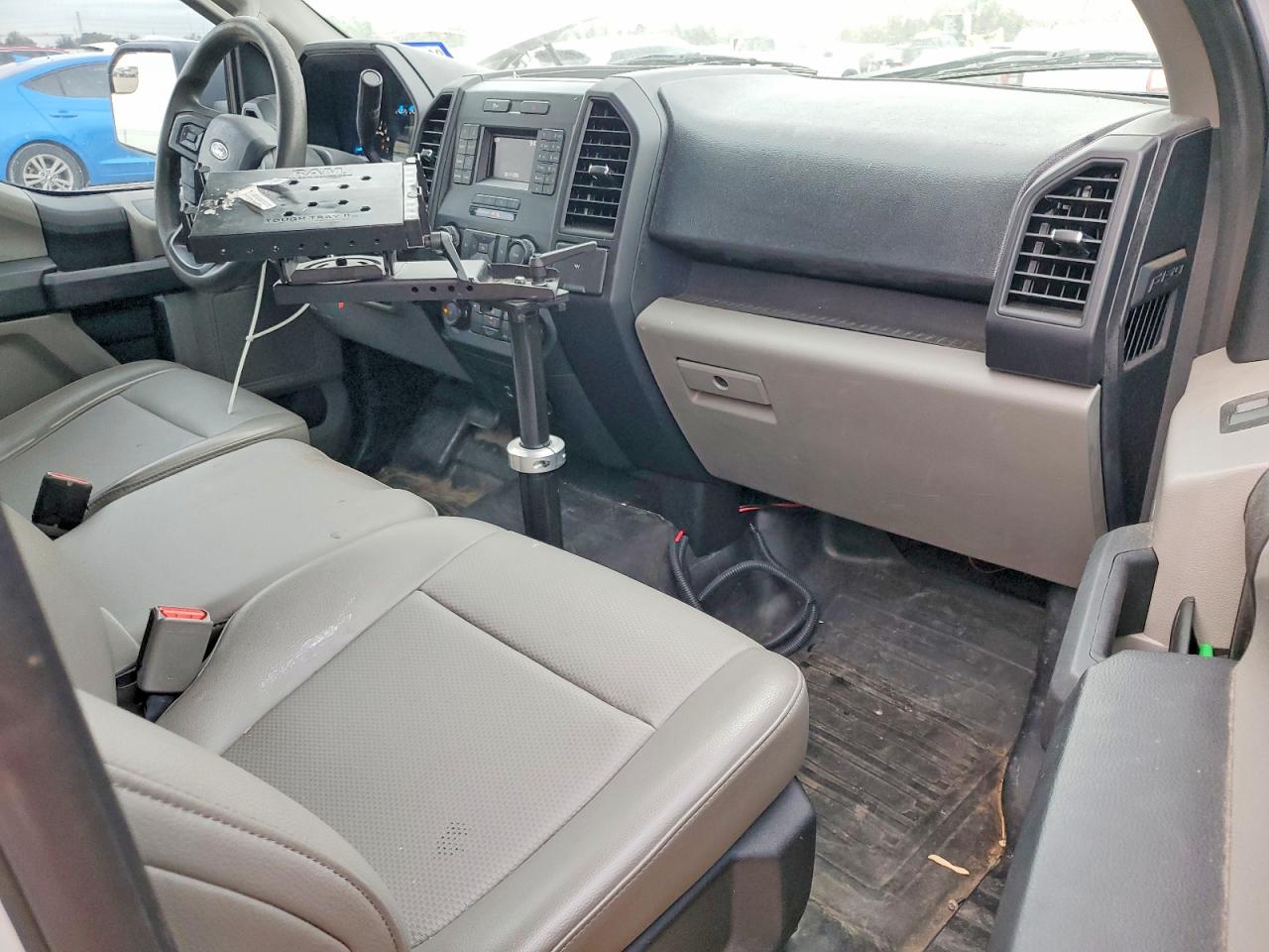 2017 FORD F150 photo 10