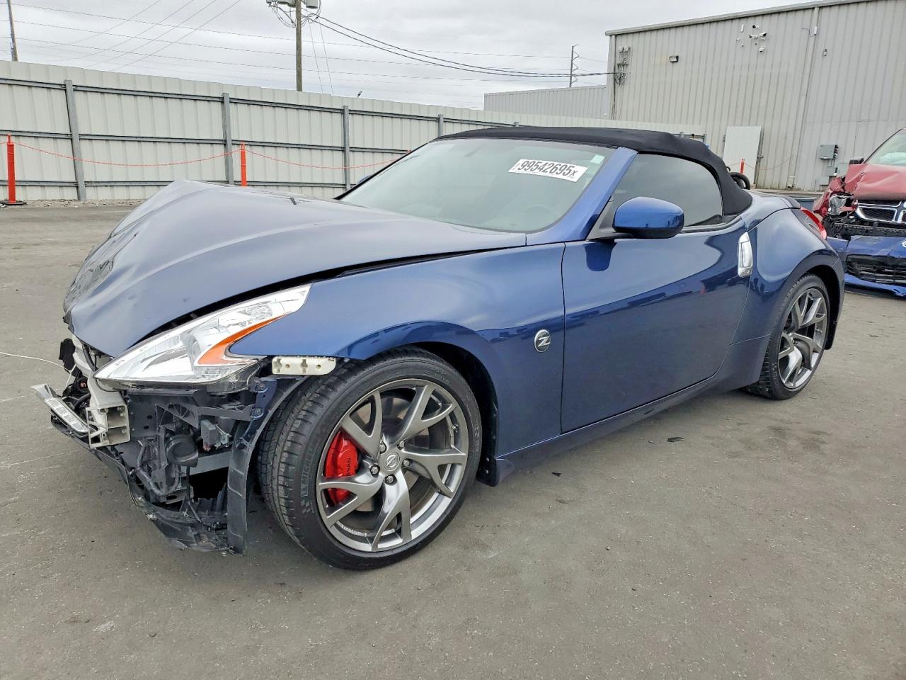 2013 NISSAN 370Z