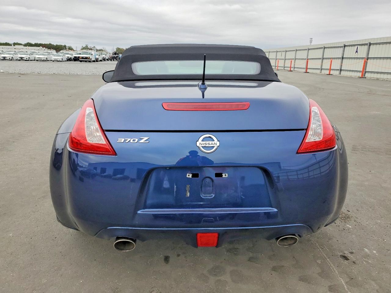 2013 NISSAN 370Z BASE photo 6