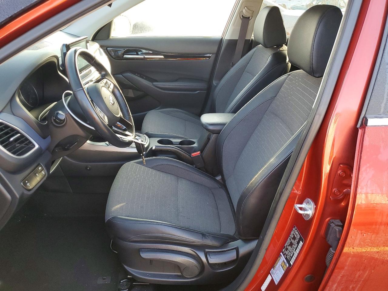 2021 KIA SELTOS S photo 7