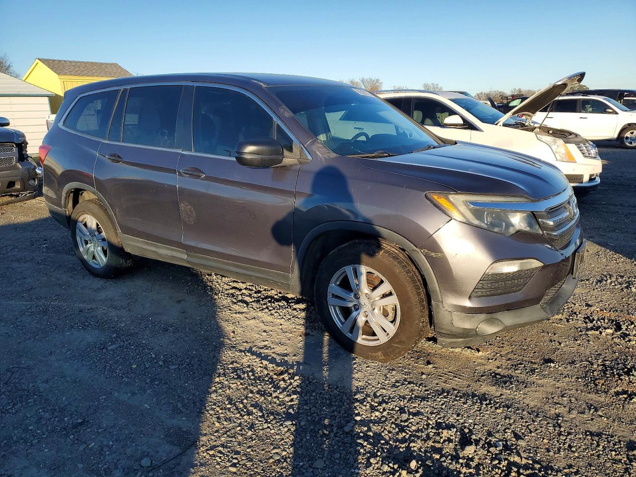 2016 HONDA PILOT LX photo 4