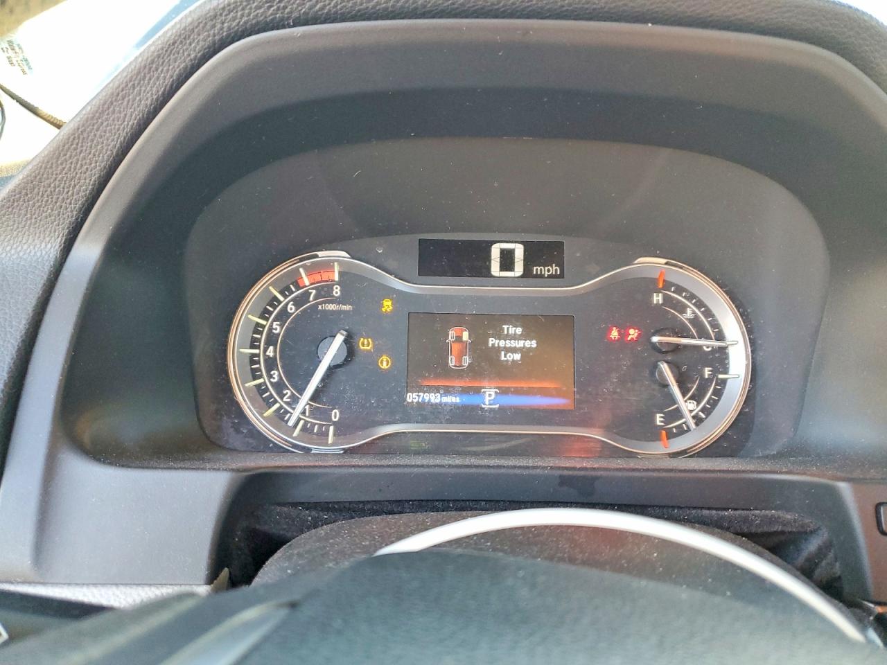 2016 HONDA PILOT LX photo 9