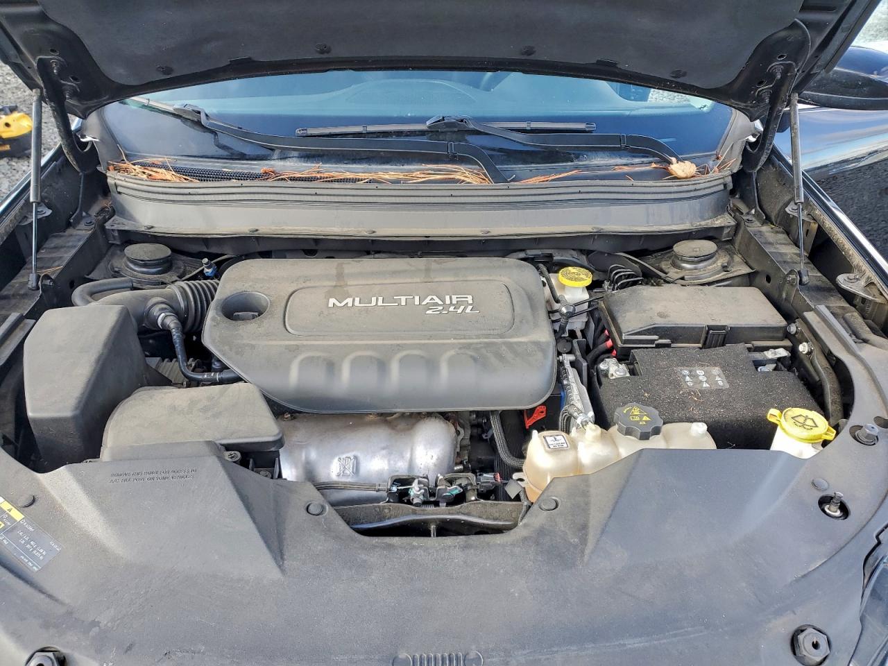2019 JEEP CHEROKEE LATITUDE photo 12