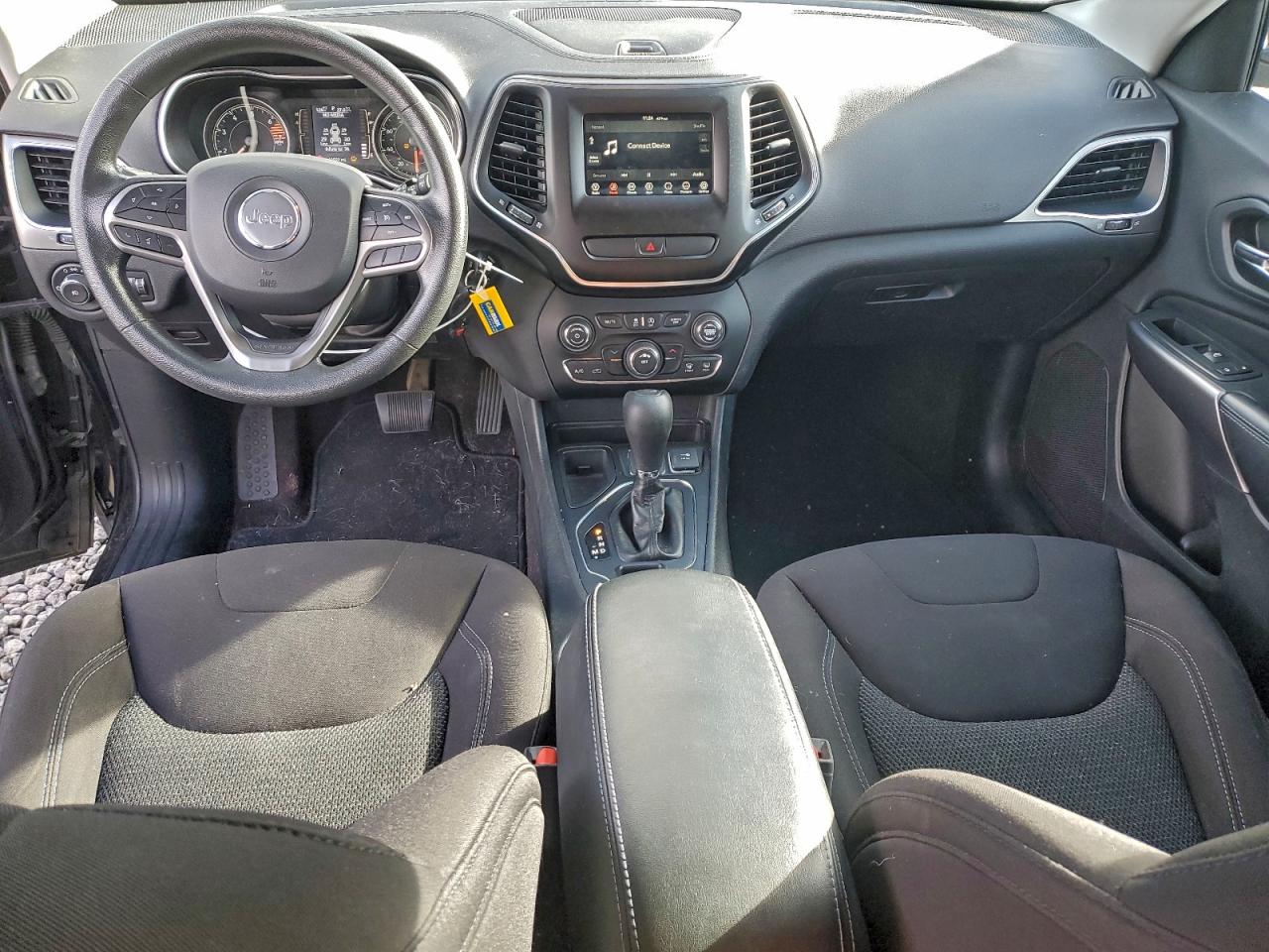 2019 JEEP CHEROKEE LATITUDE photo 8