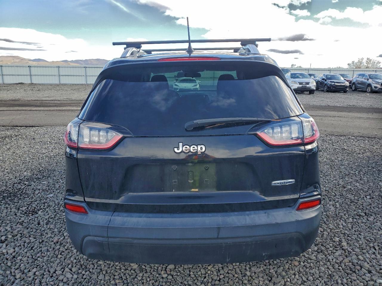 2019 JEEP CHEROKEE LATITUDE photo 6