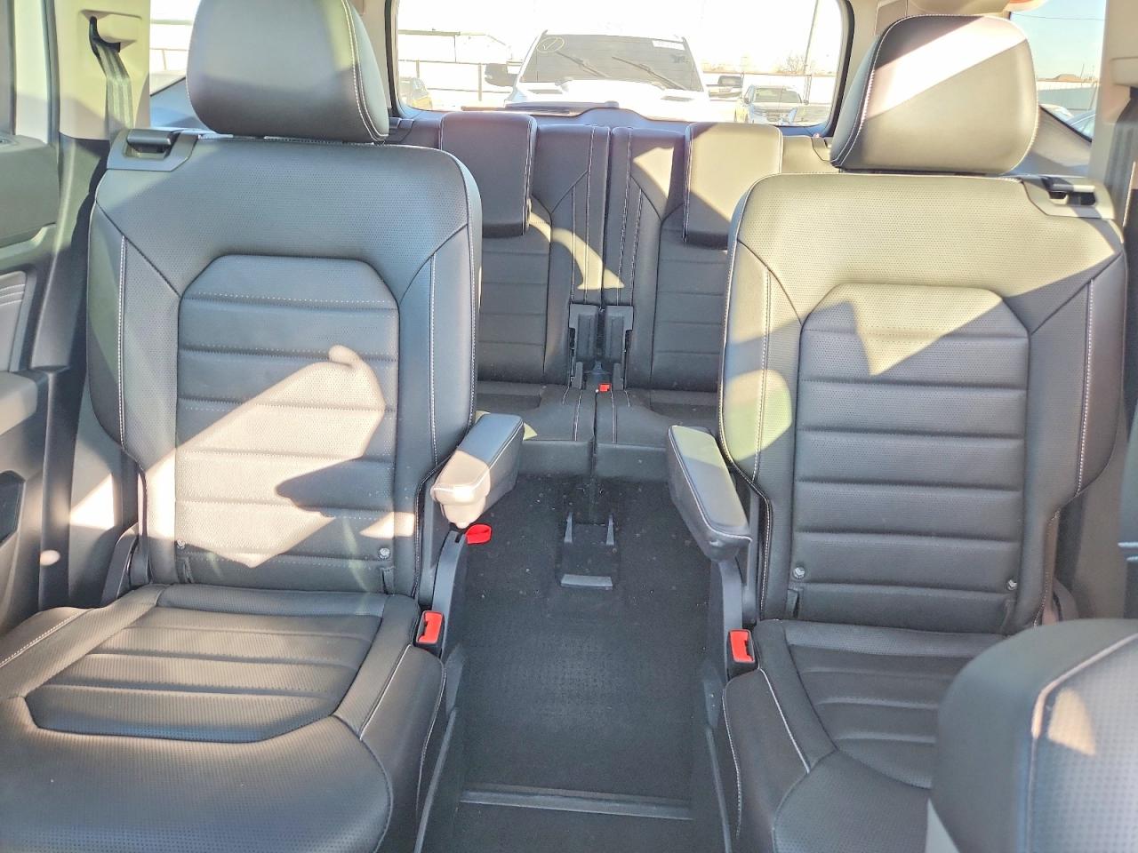 2023 VOLKSWAGEN ATLAS SEL PREMIUM R-LINE photo 10