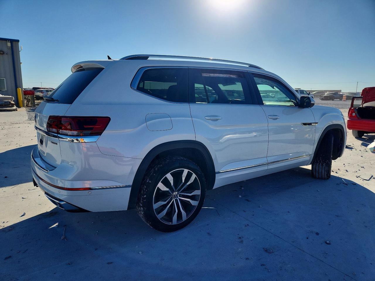 2023 VOLKSWAGEN ATLAS SEL PREMIUM R-LINE photo 3