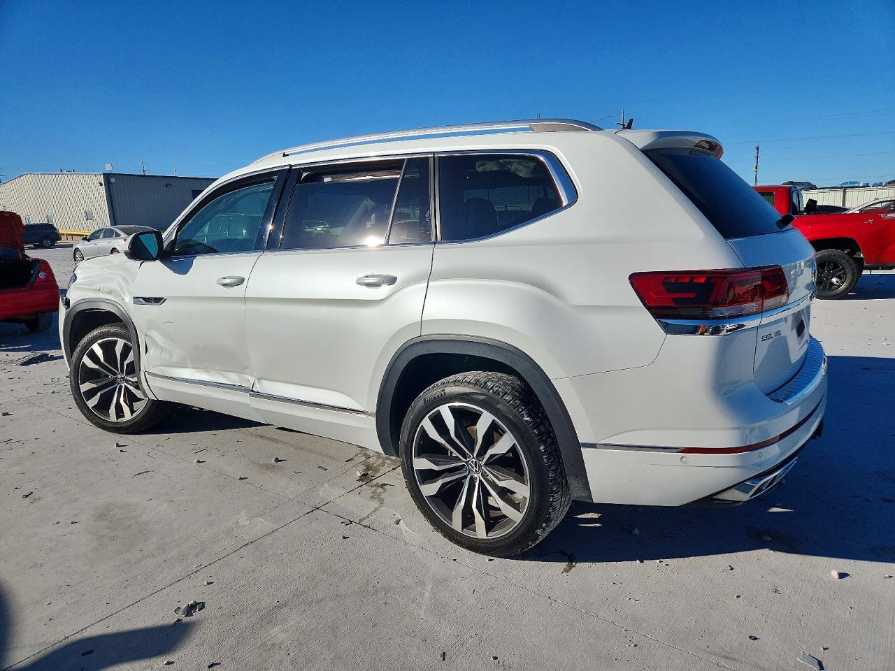 2023 VOLKSWAGEN ATLAS SEL PREMIUM R-LINE photo 2
