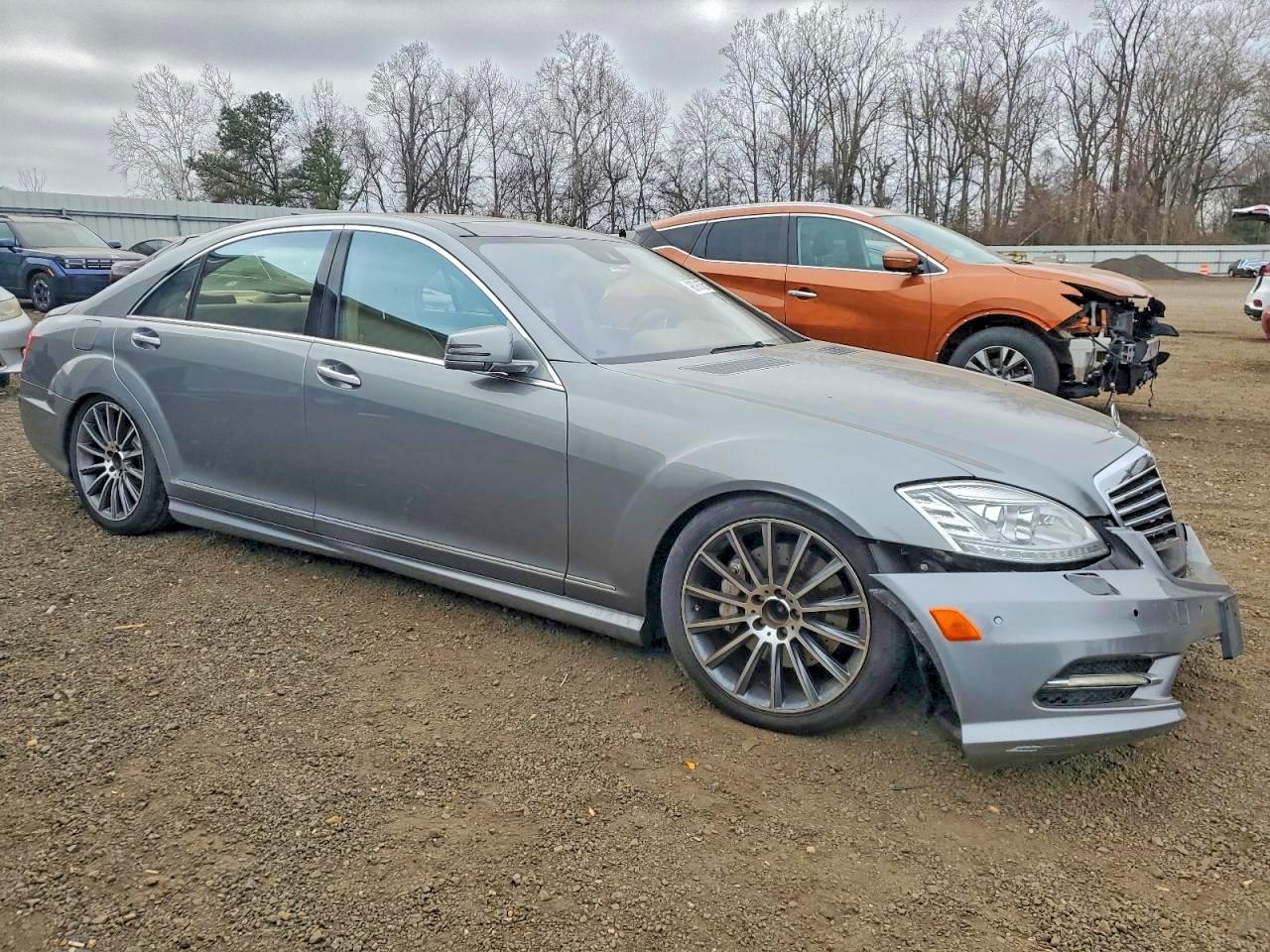 2010 MERCEDES-BENZ S