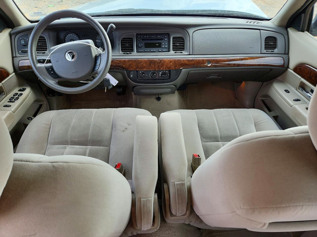 2008 MERCURY GRAND MARQUIS GS photo 15