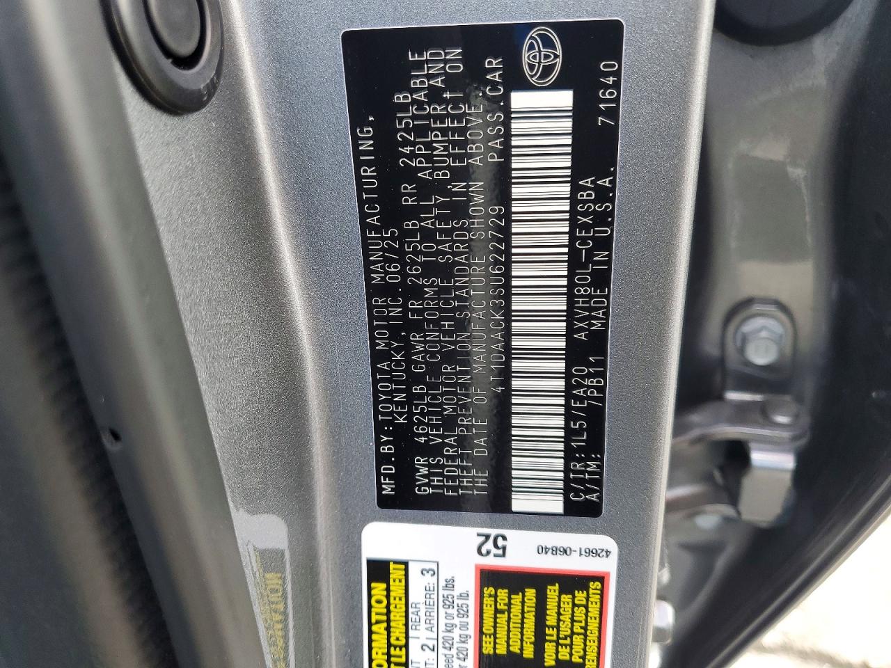 2025 TOYOTA CAMRY XSE photo 13