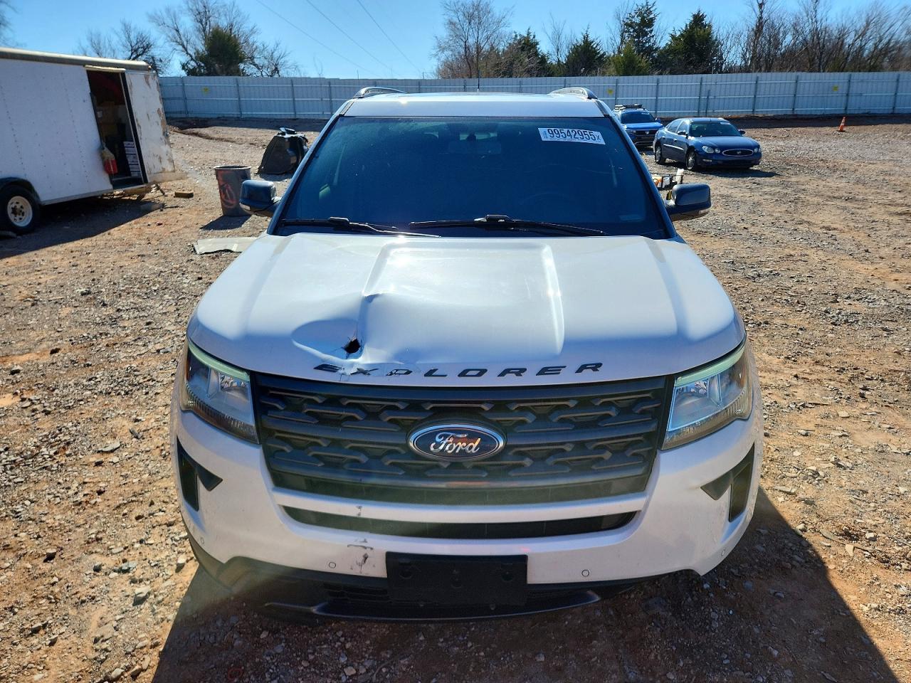2018 FORD EXPLORER XLT photo 5