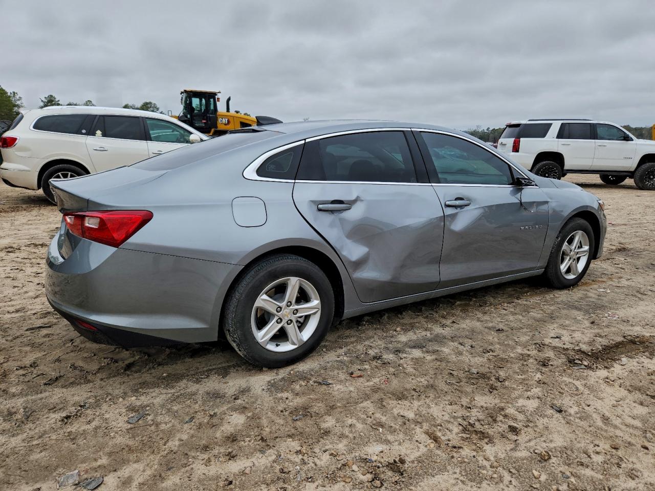 2023 CHEVROLET MALIBU LS photo 3
