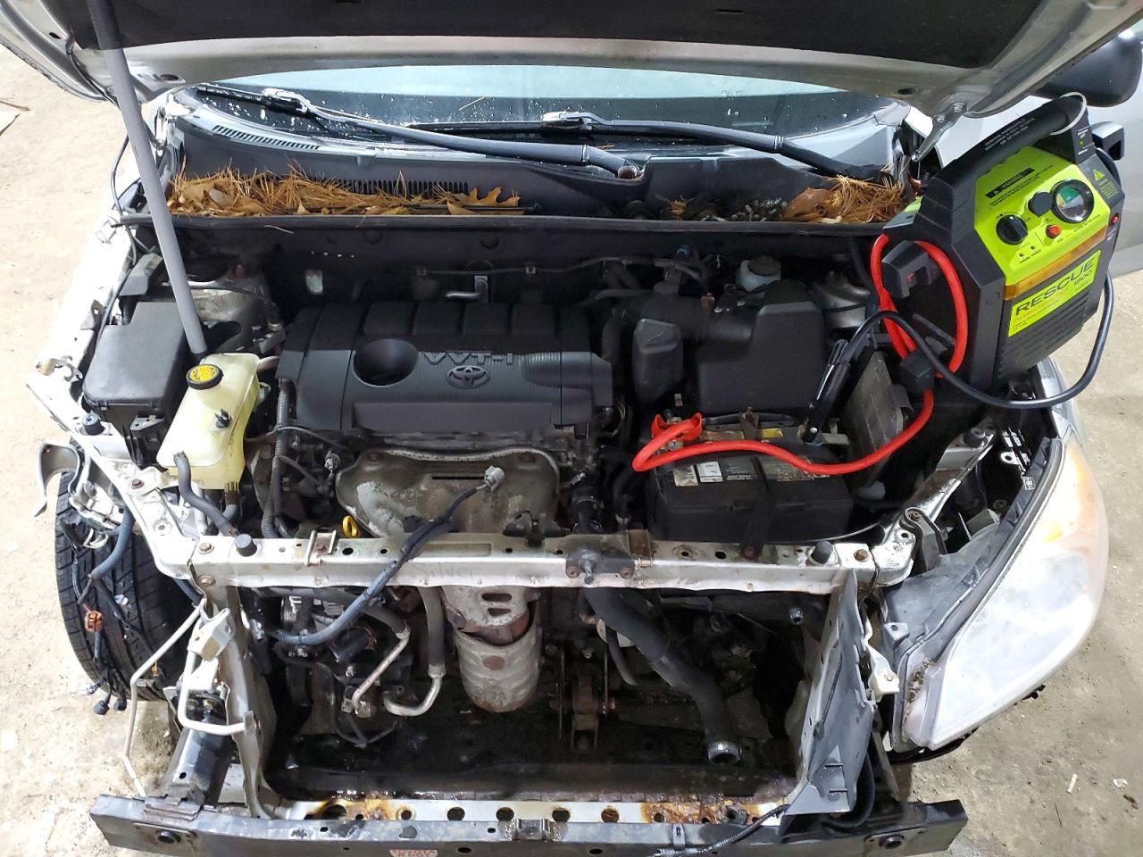 2012 TOYOTA RAV4 photo 23